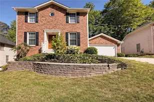 601 Mountain Harbor, Stone Mountain, GA 30087 - Photo 2