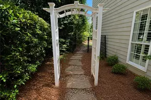 4545 Chelton Ct SE, Smyrna, GA 30080 - Photo 22