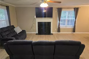 7001 Greenridge Dr, Loganville, GA 30052 - Photo 8