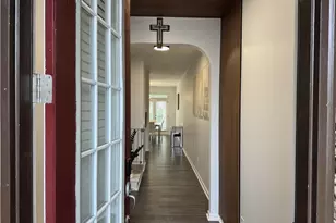 2718 Sardis Chase Ct, Buford, GA 30519 - Photo 2