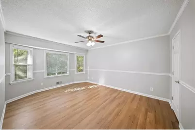 1528 Oakleaf Drive, Auburn, GA 30011 - Photo 12