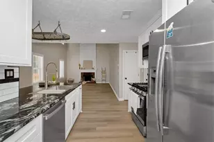 3946 Lullwater Main NW, Kennesaw, GA 30144 - Photo 12