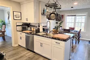 3946 Lullwater Main NW, Kennesaw, GA 30144 - Photo 10