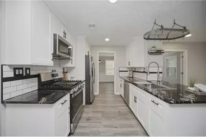 3946 Lullwater Main NW, Kennesaw, GA 30144 - Photo 10