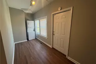 20 Highland St, Gainesville, GA 30501 - Photo 8