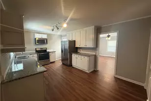 20 Highland St, Gainesville, GA 30501 - Photo 4