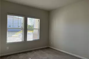 6072 Hickory Crk Ct, Braselton, GA 30517 - Photo 2