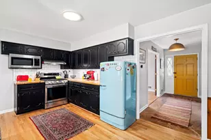 4924 Mountclaire Rd, Stone Mountain, GA 30087 - Photo 10