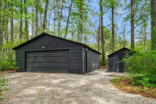 4924 Mountclaire Rd, Stone Mountain, GA 30087 - Photo 32