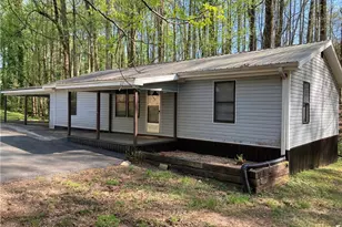 2 Maple Leaf Dr, Dahlonega, GA 30533 - Photo 4