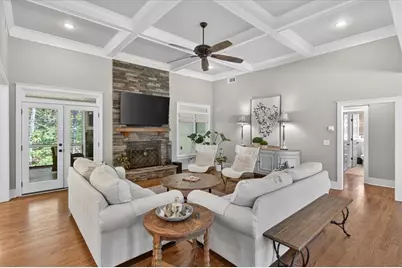 122 Brookfield Court SE, White, GA 30184 - Photo 8