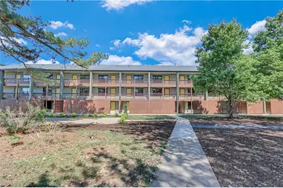 710 Jesse Jewell Parkways SE #202 STUDIO, Gainesville, GA 30501 - Photo 12