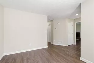 445 Allens Landing Ct, Lawrenceville, GA 30045 - Photo 6