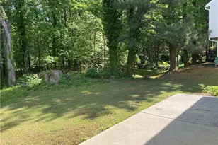 3995 Jackson Shoals Ct, Lawrenceville, GA 30044 - Photo 4