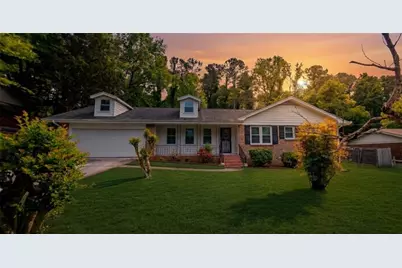 2866 Manor, Snellville, GA 30078 - Photo 2