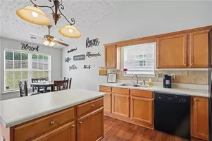 240 Valley Brook Dr, Covington, GA 30016 - Photo 12