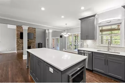1043 Towne Lake Hills E, Woodstock, GA 30189 - Photo 74