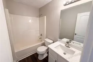 6901 Malvern Ct, Lithonia, GA 30038 - Photo 10
