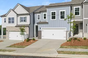 1833 Mdw Grn Cir, Gainesville, GA 30501 - Photo 2