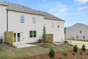 1833 Mdw Grn Cir, Gainesville, GA 30501 - Photo 28