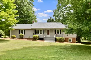 765 Aiken Dr, Dallas, GA 30157 - Photo 1