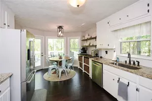 304 Cacique Ct, Woodstock, GA 30188 - Photo 16