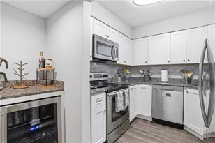 2870 Pharr Ct South NW, Atlanta, GA 30305 - Photo 18
