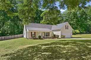 586 Kristin Ln, Winder, GA 30680 - Photo 2
