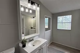 410 Crystal Dr, Carrollton, GA 30116 - Photo 18