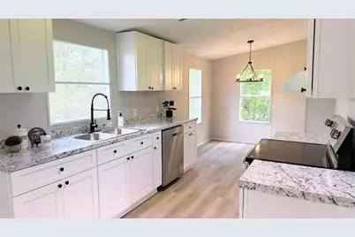 410 Crystal Drive, Carrollton, GA 30116 - Photo 6