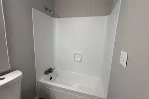 410 Crystal Dr, Carrollton, GA 30116 - Photo 22