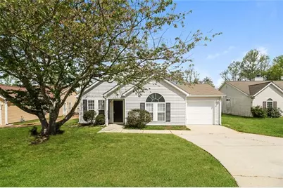 5639 Eagles Feather, Riverdale, GA 30274 - Photo 1