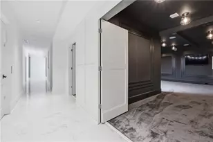 2883 W Roxboro Rd NE, Atlanta, GA 30324 - Photo 90