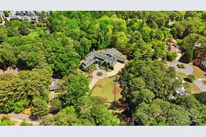 2883 W Roxboro Road NE, Atlanta, GA 30324 - Photo 120