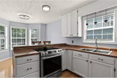 1125 Kennesaw Springs Drive NW, Kennesaw, GA 30144 - Photo 16