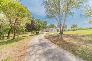 1271 Carl Davis Rd, Monroe, GA 30655 - Photo 2