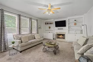 615 Stonebriar Way SW, Atlanta, GA 30331 - Photo 6