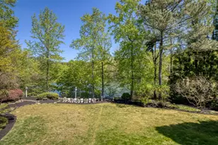 1095 Stonegate Ct, Roswell, GA 30075 - Photo 18