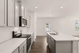 555 Silver Moon Dr, Loganville, GA 30052 - Photo 10