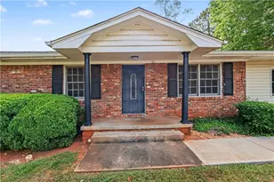 3665 Brookcrest Cir, Decatur, GA 30032 - Photo 2