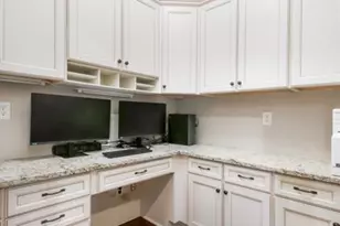 3282 Pinestream Rd NW, Atlanta, GA 30327 - Photo 18