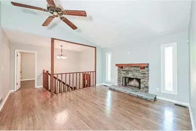 3039 Jonathan Court, Snellville, GA 30039 - Photo 2