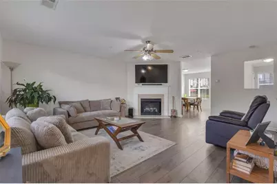 127 Chastain Circle, Newnan, GA 30263 - Photo 2