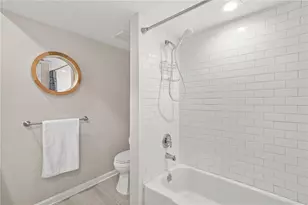 6851 Roswell Rd, Sandy Springs, GA 30328 - Photo 32