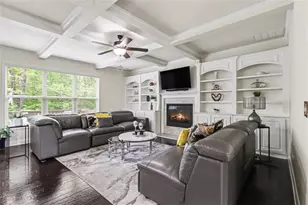 5513 Oconee Dr, Douglasville, GA 30135 - Photo 2