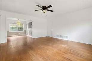 425 Lindbergh Dr NE, Atlanta, GA 30305 - Photo 4