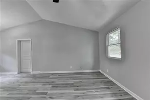 1018 Wayne Dr, Snellville, GA 30078 - Photo 10