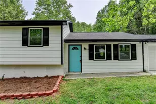 1018 Wayne Dr, Snellville, GA 30078 - Photo 2