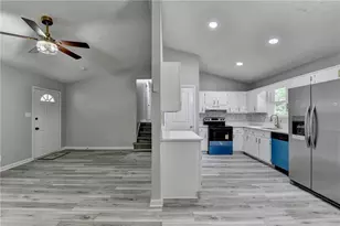 1018 Wayne Dr, Snellville, GA 30078 - Photo 18