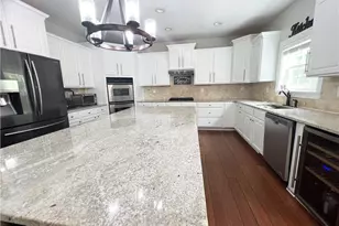 7190 Belcrest Dr, Duluth, GA 30097 - Photo 14